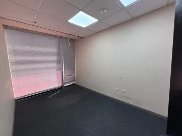 Oficina en renta en Zona Loma Larga Oriente, San Pedro Garza García, Nuevo León