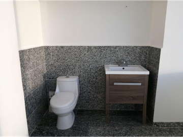 Oficina 408 en renta de 55 m2 en corporativo Malecón, Cancún