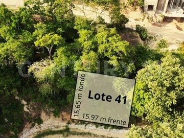 Terreno en Venta en Aldea Tangolunda La Jabalina