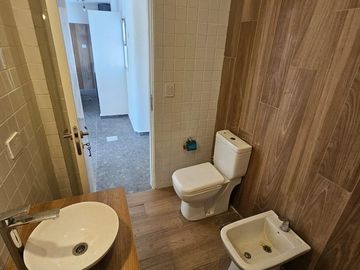 Venta Ph 2 Ambientes Parque Chacabuco Refaccionado