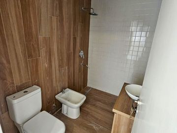 Venta Ph 2 Ambientes Parque Chacabuco Refaccionado