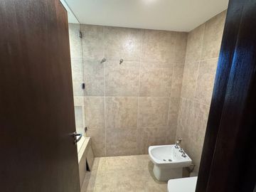 ALQUILER CASA B° PRIVADO CLUB CAMPO ROCA