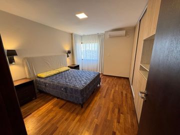 ALQUILER CASA B° PRIVADO CLUB CAMPO ROCA