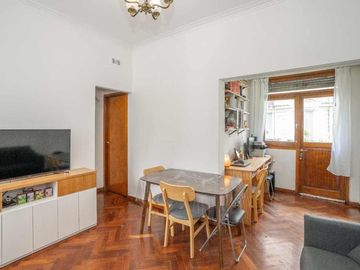 Venta  departamento  2 Amb  Balvanera Apto Credito