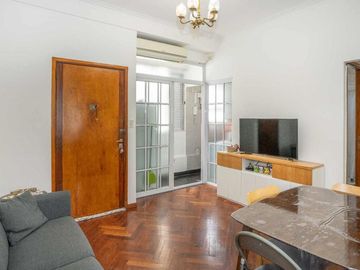 Venta  departamento  2 Amb  Balvanera Apto Credito