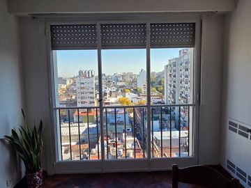 OPORTUNIDAD VENTA DEPTO 2 AMBIENTES BALCONES LUZ