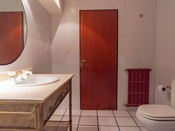 VILLA DEL PARQUE | 6 HAB + COCHERA PARA 5 AUTOS