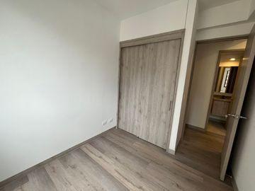 APARTAMENTO EN ARRIENDO UBICADO EN EL POBLADO SECTOR CUIDAD DEL RIO