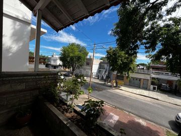 Vta casa 3 amb .dep cochera, jardin, trrza y blcon