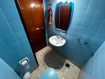Vta casa 3 amb .dep cochera, jardin, trrza y blcon