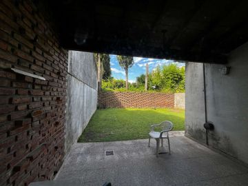 Vta casa 3 amb .dep cochera, jardin, trrza y blcon