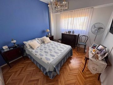 VENTA DEPARTAMENTO 3 AMBIENTES FLORES BALCON
