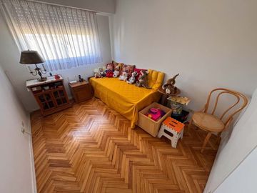 VENTA DEPARTAMENTO 3 AMBIENTES FLORES BALCON
