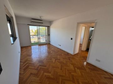 DEPTO 3 AMB EN VENTA EN PATERNAL CON BALCÓN