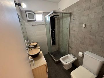 DEPTO 3 AMB EN VENTA EN PATERNAL CON BALCÓN