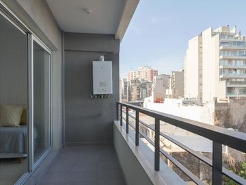 Venta Monoambiente Amplio con balcon -Chacarita