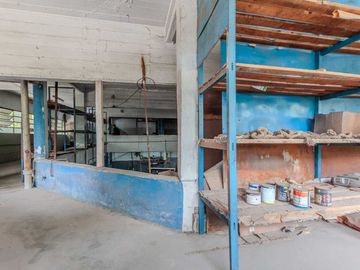 Venta Depósito- Galpón c/Vivienda Mataderos