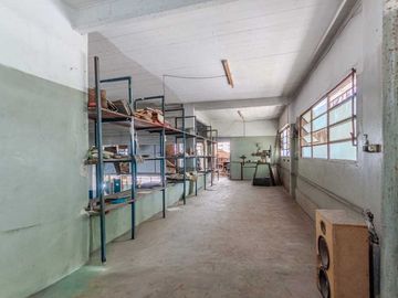Venta Depósito- Galpón c/Vivienda Mataderos