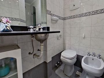 Venta 4 amb c/dep cochera patio balcón  ALMAGRO