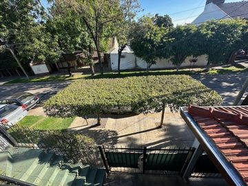 VENTA CASA 3 AMB + 2 DEPTOS. VILLA ADELINA