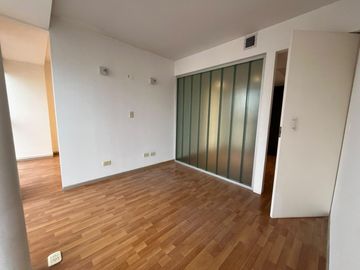 Alquiler oficina en Palermo Hollywood 4 ambientes al frente