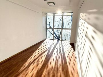 Alquiler oficina en Palermo Hollywood 4 ambientes al frente
