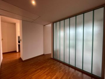 Alquiler oficina en Palermo Hollywood 4 ambientes al frente