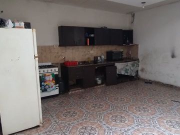 VENTA- PH 4 AMBIENTES- A REFACCIONAR GENERAL MITRE