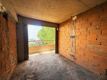 MONOAMBIENTE EN VENTA BALCON  FRENTE FLORES