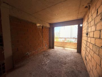 MONOAMBIENTE EN VENTA BALCON  FRENTE FLORES