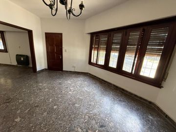 Casa en venta 4 ambientes San Fernando oportunidad