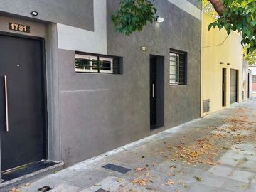 VENTA- PH-3 AMBIENTES- TERRAZA- A REFACCIONAR