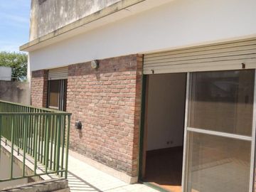 Venta LOTE  8,66x30,26-SAAVEDRA- OPORTUNIDAD