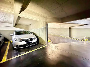 VENTA COCHERA  VILLA CRESPO GRAN UBICACIÓN PISO 4°