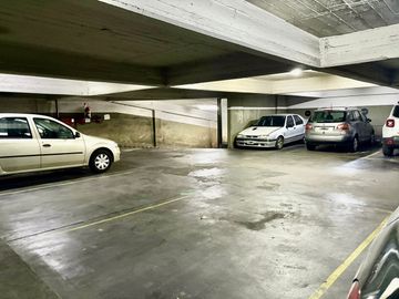 VENTA COCHERA  VILLA CRESPO GRAN UBICACIÓN PISO 1°