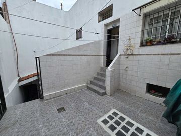 CASA- LOTE PROPIO-2 VIVIENDAS-EN BLOCK -MATADEROS
