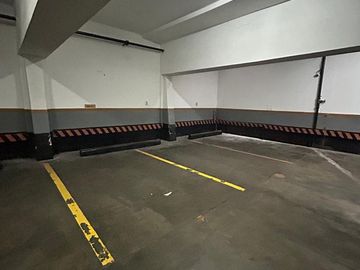 Oficina PREMIUM-Venta-2 Cocheras, Impecable-Centro