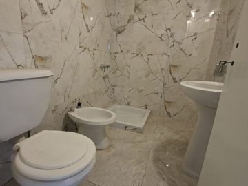 VENTA 3 AMBIENTES ,AMEGHINO, AVELLANEDA CENTRO.