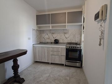 VENTA 3 AMBIENTES ,AMEGHINO, AVELLANEDA CENTRO.