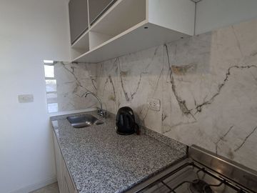 VENTA 3 AMBIENTES ,AMEGHINO, AVELLANEDA CENTRO.