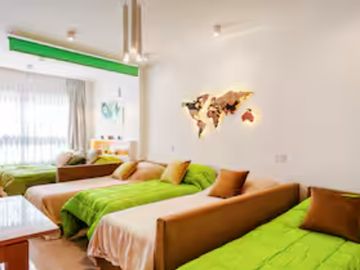VENTA EN BLOCK 3 MONOAMBIENTES-BACK OFFICE COCHERA