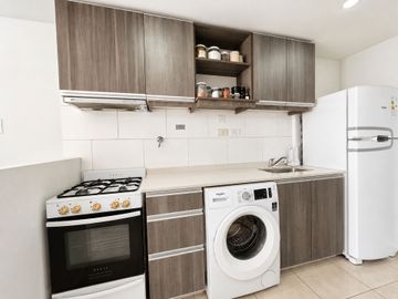 Venta Monoambiente V Urquiza Muy Luminoso c/Balcón