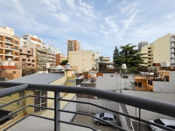 Venta Monoambiente V Urquiza Muy Luminoso c/Balcón