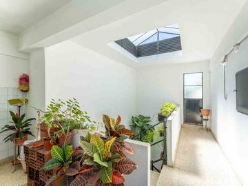 Venta Depto de 2 amb en V. Urquiza - Corredor DOHO