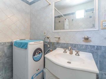 Venta Depto de 2 amb en V. Urquiza - Corredor DOHO