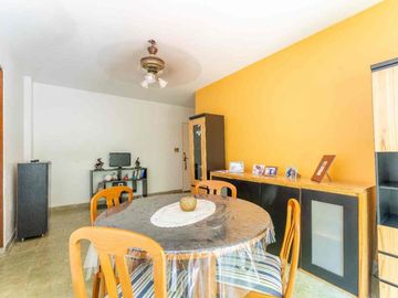 Venta Depto de 2 amb en V. Urquiza - Corredor DOHO