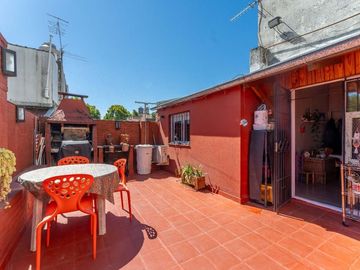 Venta Depto 4 amb c/ Patio y Parrilla V Pueyrredon