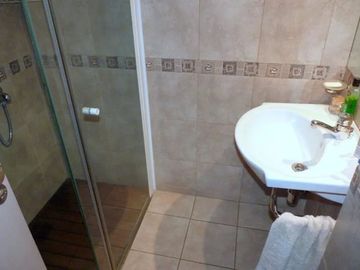 Casa 4 amb c/dependencia, jardín, pileta y cochera