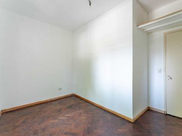 Venta Departamento de 3 amb. en Villa del Parque