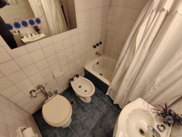Alquiler - 2 ambientes - Austria 1700 - Recoleta - Balcon